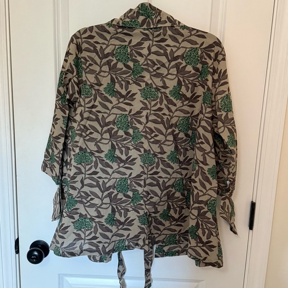 JISORA Grey Floral Succulent Cotton Shrug - Picture 15 of 16